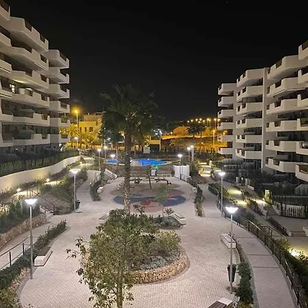 Moderno A 500 M De La Playa